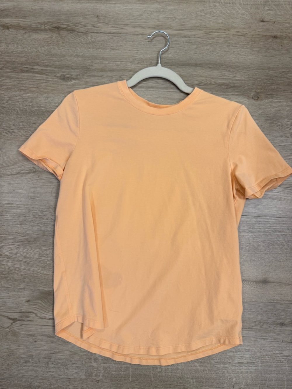 Lululemon t shirt